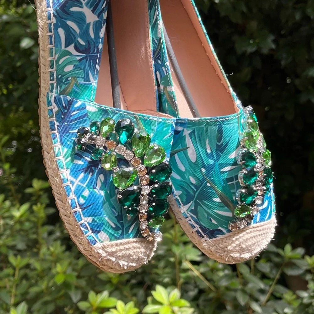 🆕 Lauren Lorraine Blue and Green embellished Espadrilles Size 7